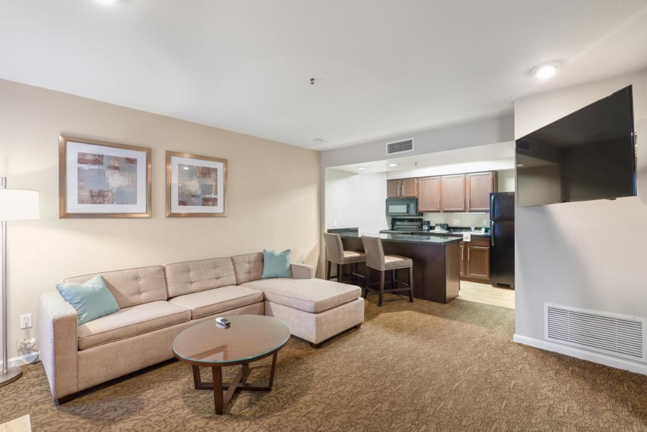 Chase Suites Brea-Fullerton - North Orange County Kültér fotó